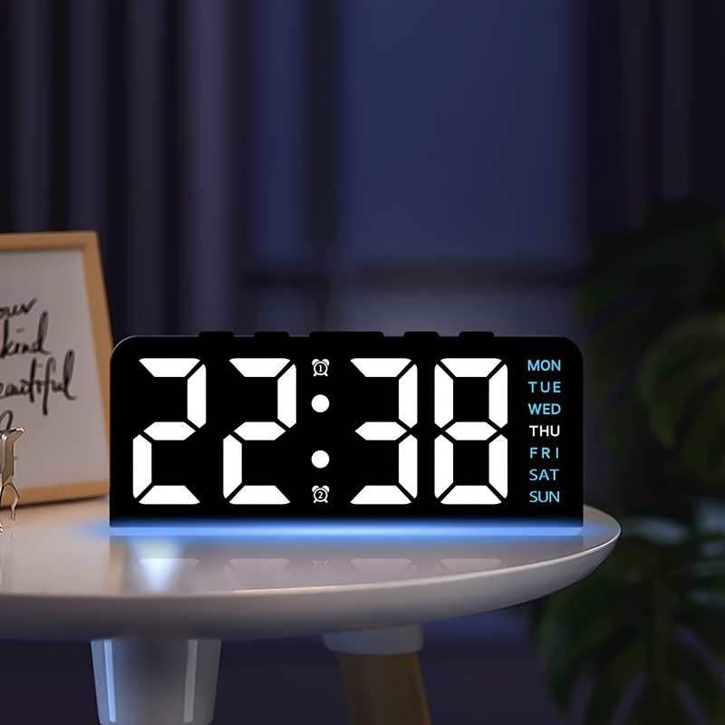 1 個デジタル LED 目覚まし時計日付表示付きデュアルアラ - Led Desk Clock のレビューと価格